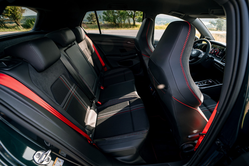 Volkswagen Golf GTI EDITION 50